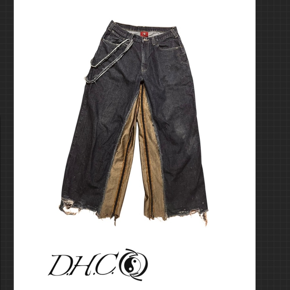 Men's Black and Gold Relaxed Jeans